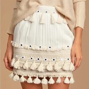 Anthropologie Raga Women’s Tasseled Cream Mini Skirt – Size S